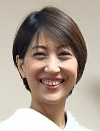 井出真紀